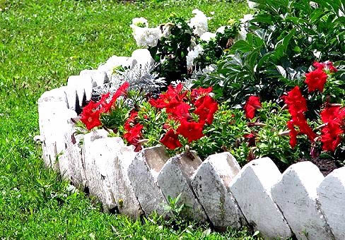 Декоративное ограждение для клумб фото